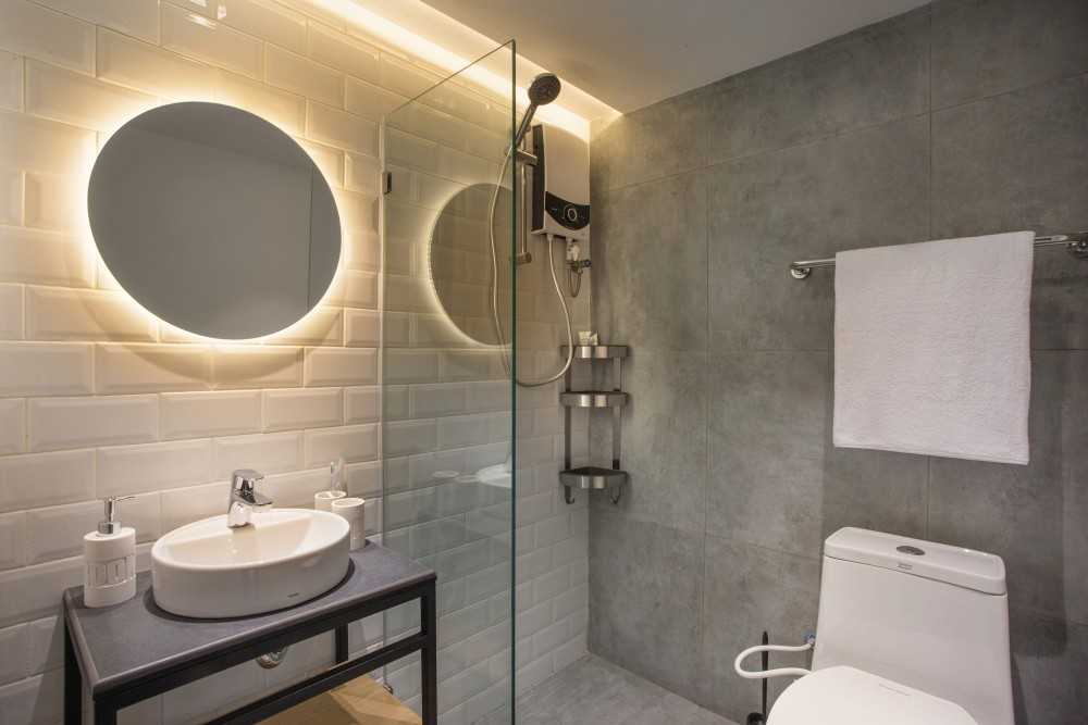 Industrial Bathroom with Mirror and Floor Mirror