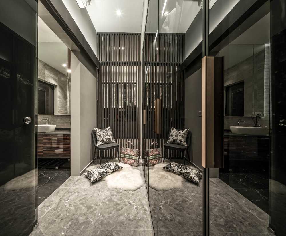 Contemporary Walk-in Wardrobe with Wardrobe and Armchairs