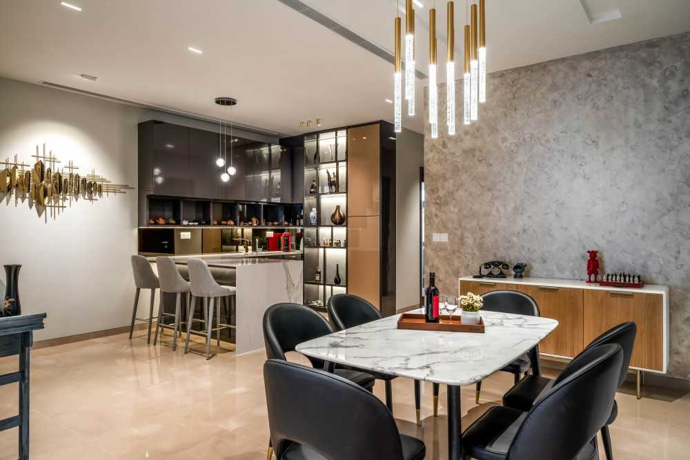 Contemporary Living Room with Dining Table and Lighting