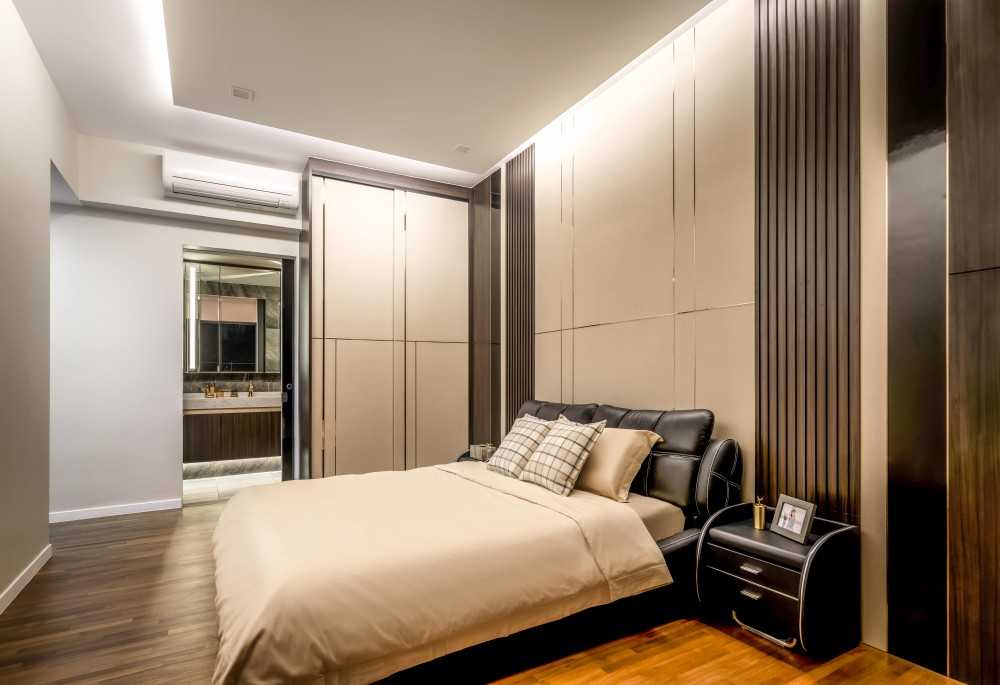 Modern Bedroom with Bedside Table and Queen Bed