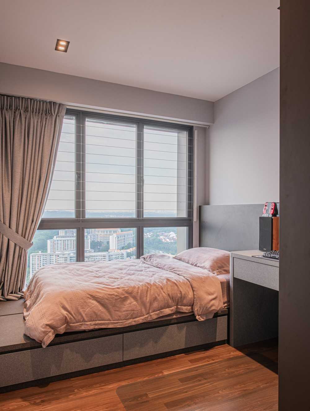 Contemporary Bedroom with Bookshelf and Platform Bed