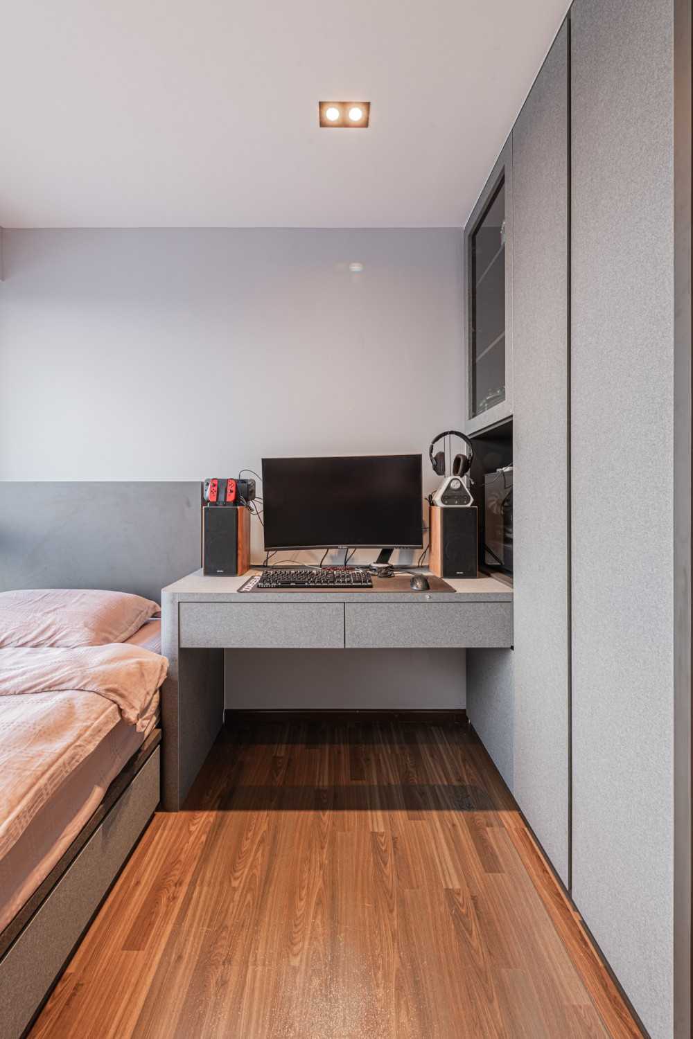 Contemporary Bedroom with Platform Bed and Bed