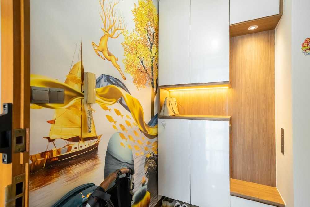 Modern Entryway with Small Storage and Shoe Cabinets