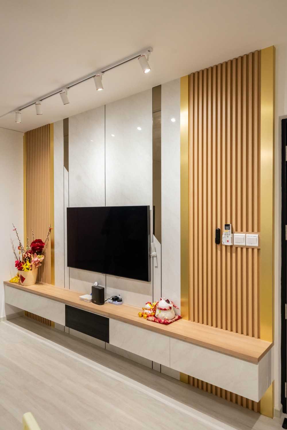 Modern Living Room with Vinyl Flooring and TV Console
