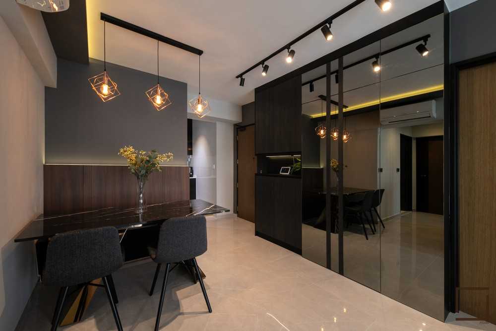 Modern Dining Room with Drop Light and Dining Table