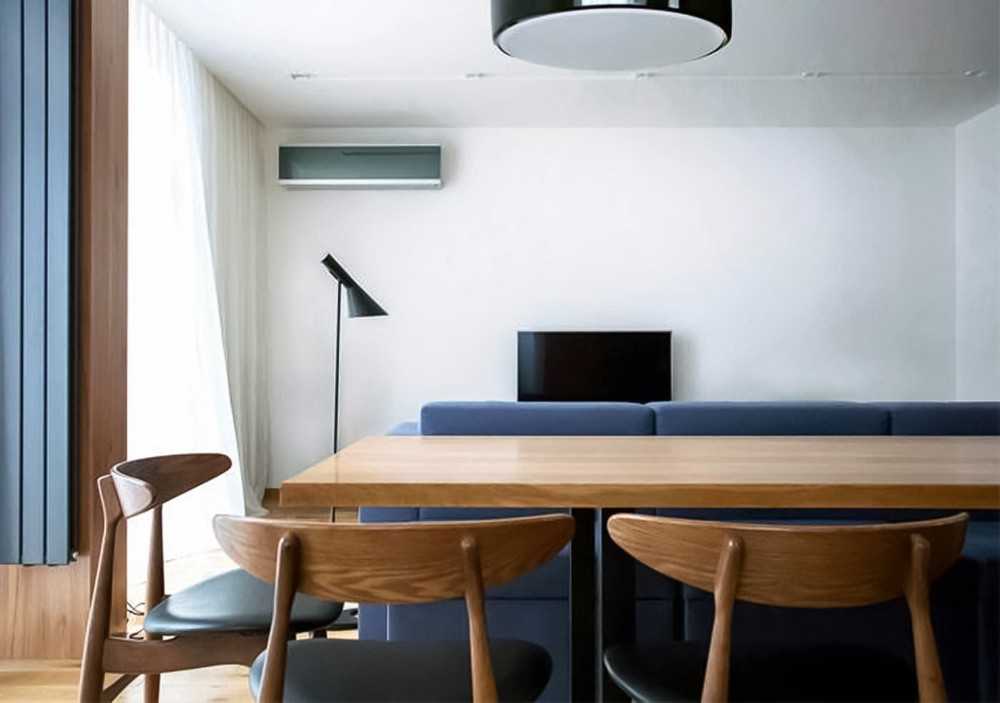Modern Dining Room with Vinyl Flooring and TV Console