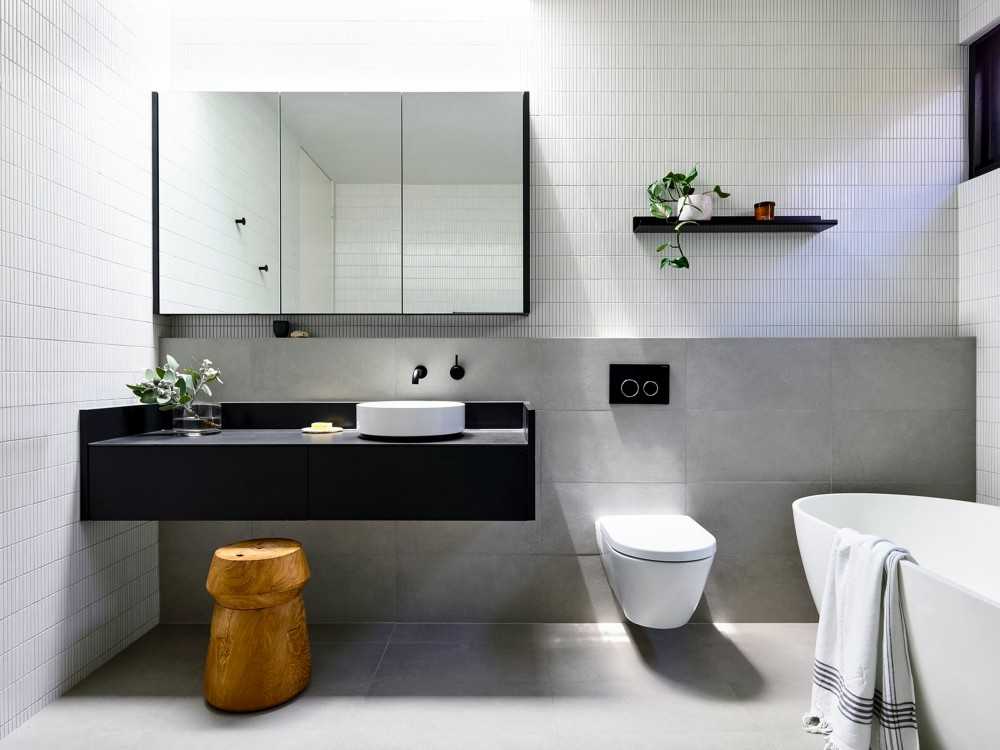 Scandinavian Bathroom with Mirror and Storage Cabinets