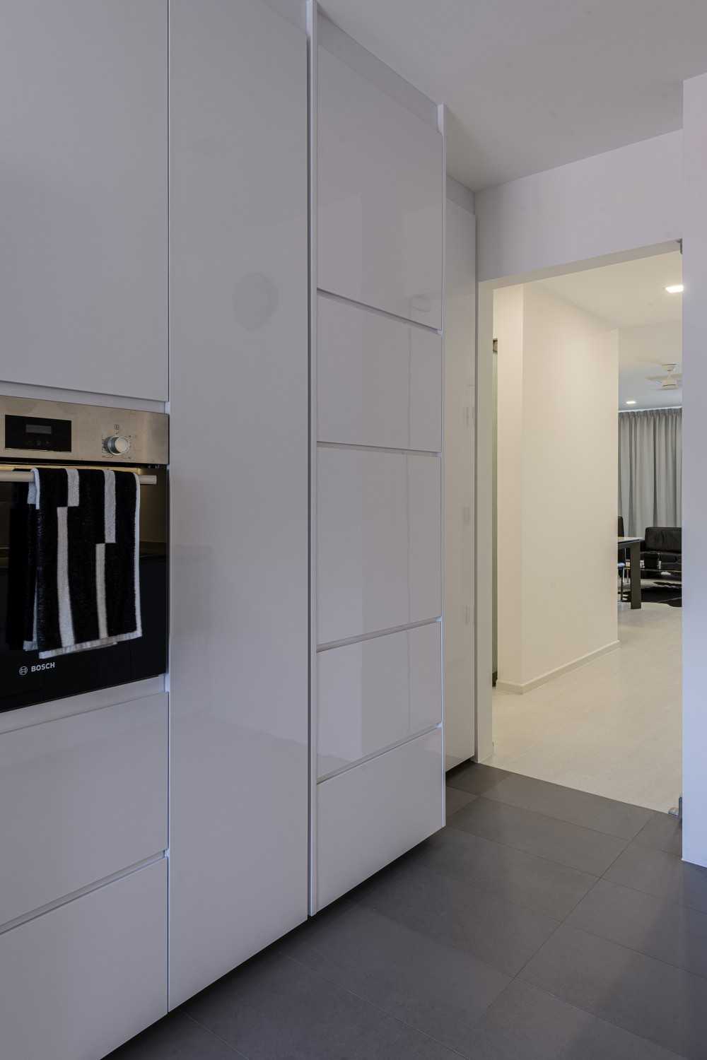 Minimalist Kitchen with Parquet Floor and Cement Floor