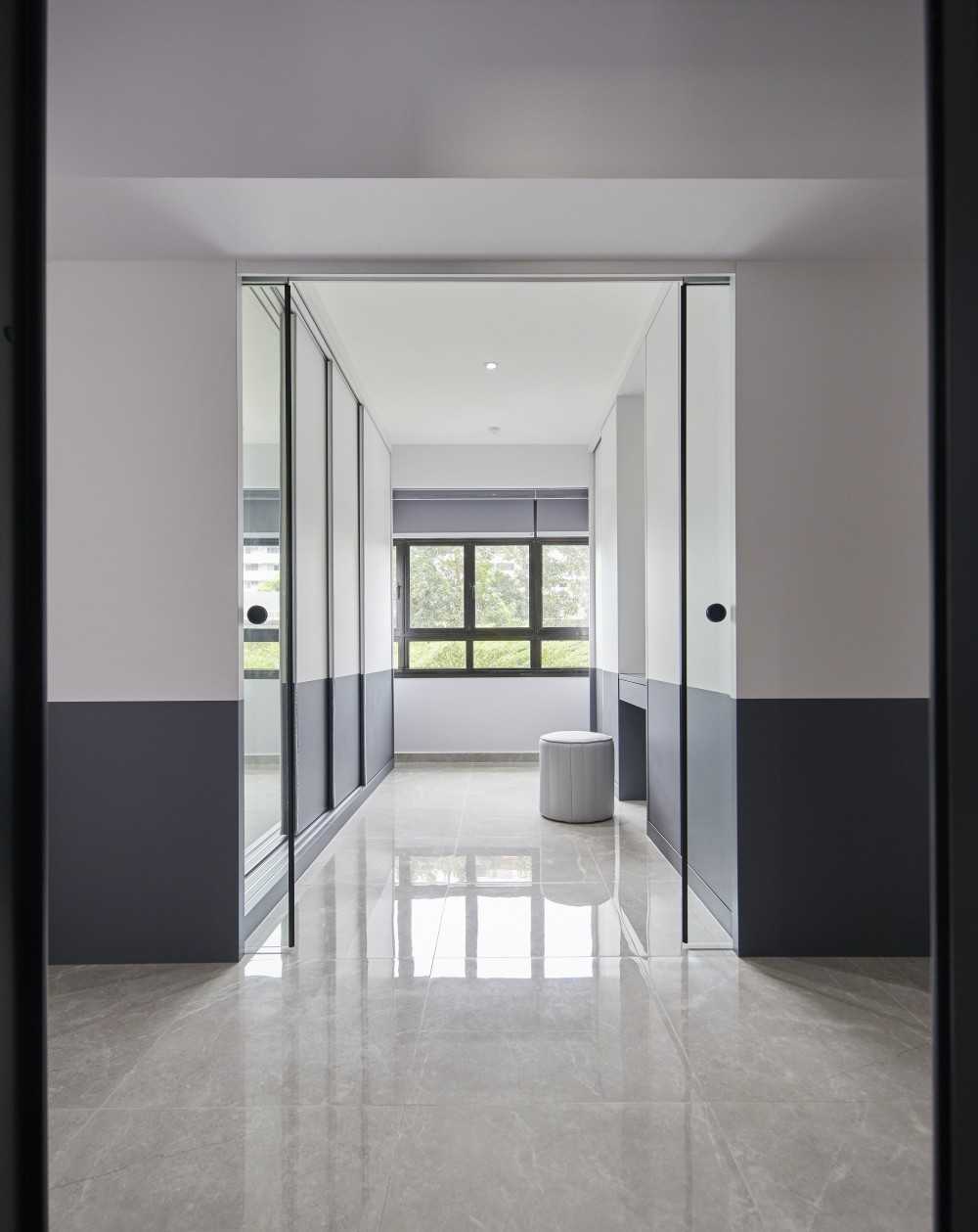 Contemporary Bedroom with Homogeneous Tiles and Glass Door