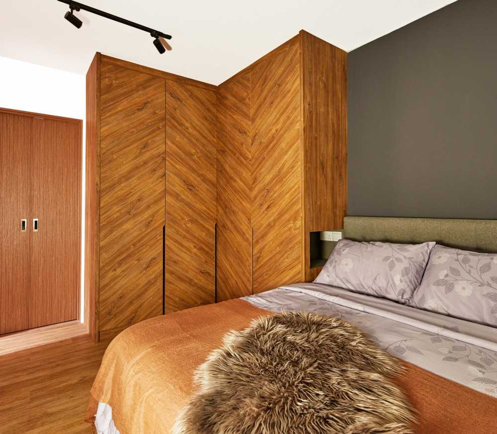 Eclectic Bedroom with Vinyl Flooring and Wood Flooring