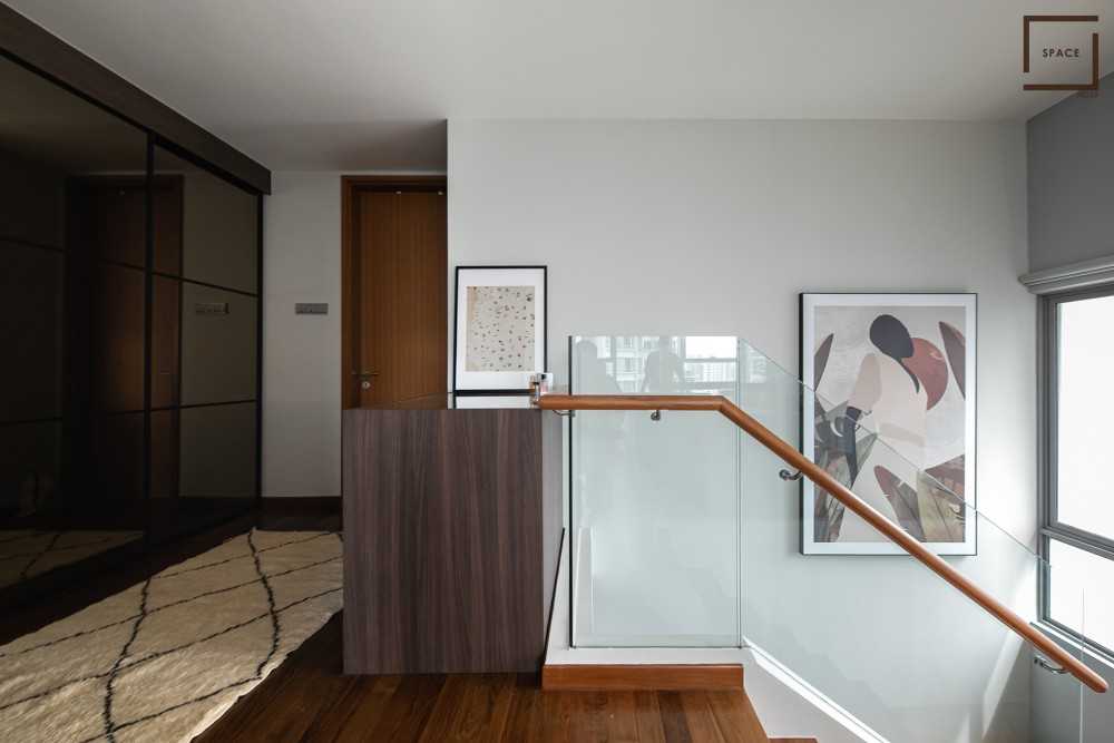 Contemporary Living Room with Vinyl Flooring and Flooring