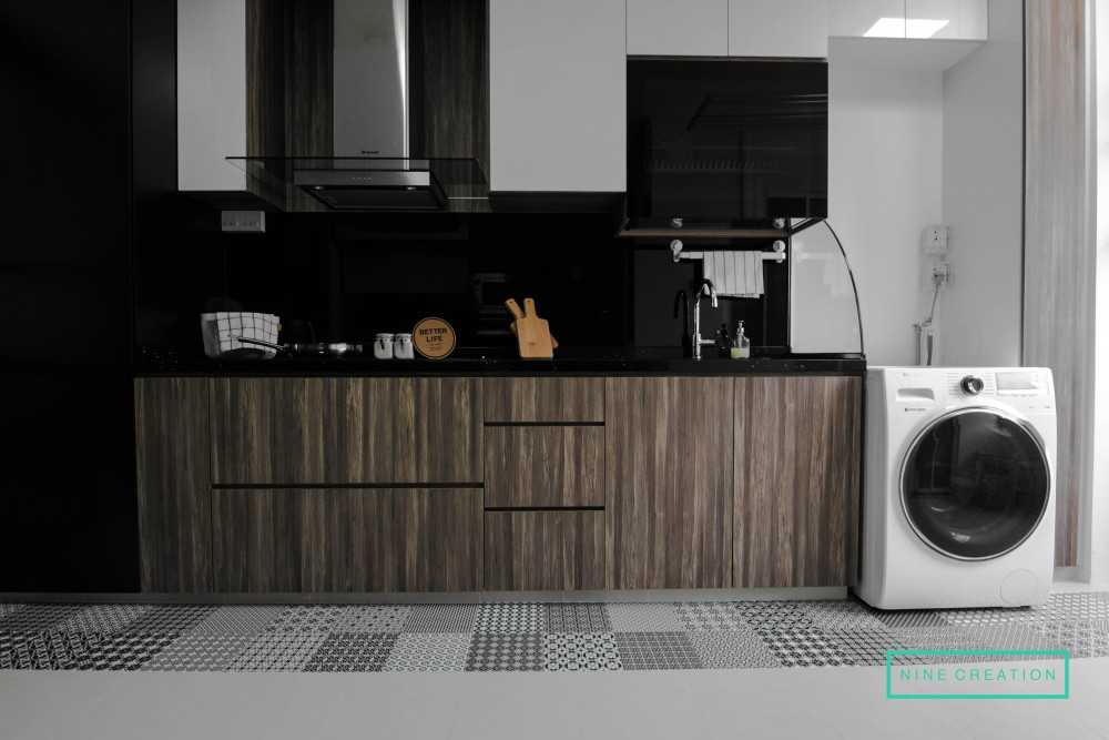 Scandinavian Kitchen with Countertop and Homogeneous Tiles