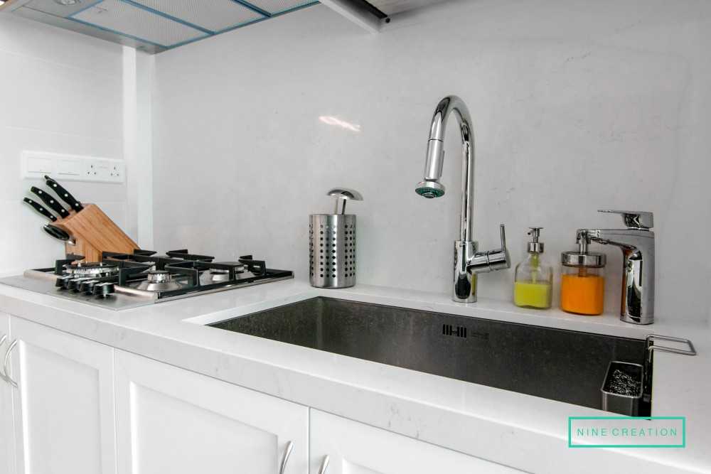 Contemporary Kitchen at 10C Bendemeer Road by 9 Creation Pte Ltd