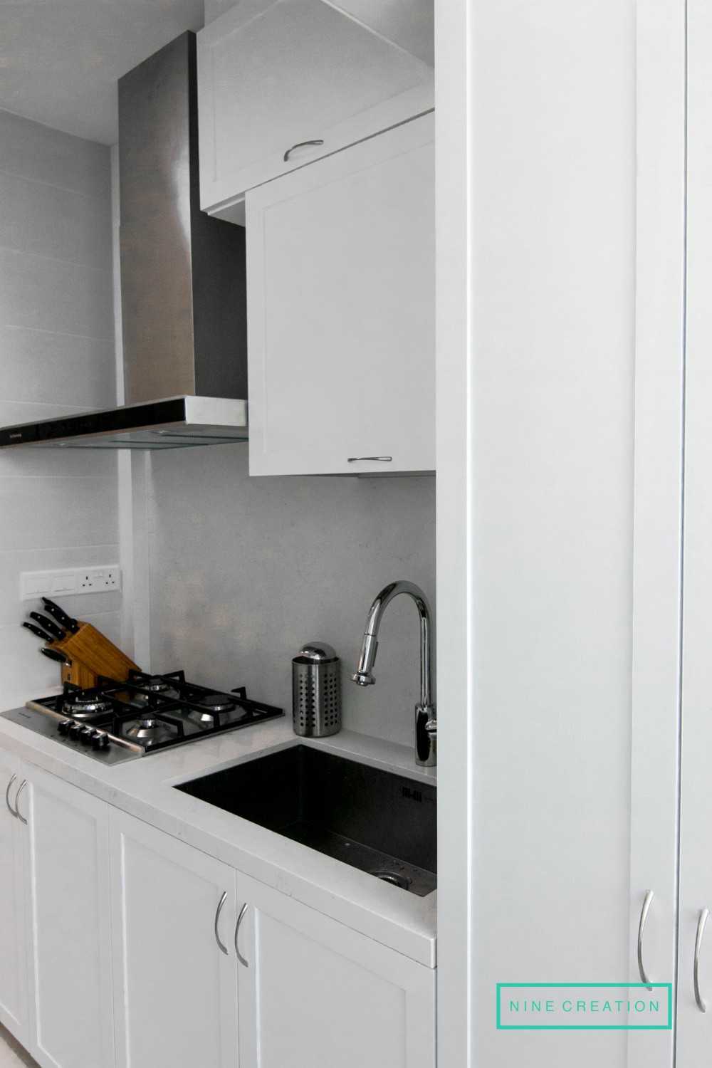 Contemporary Kitchen at 10C Bendemeer Road by 9 Creation Pte Ltd