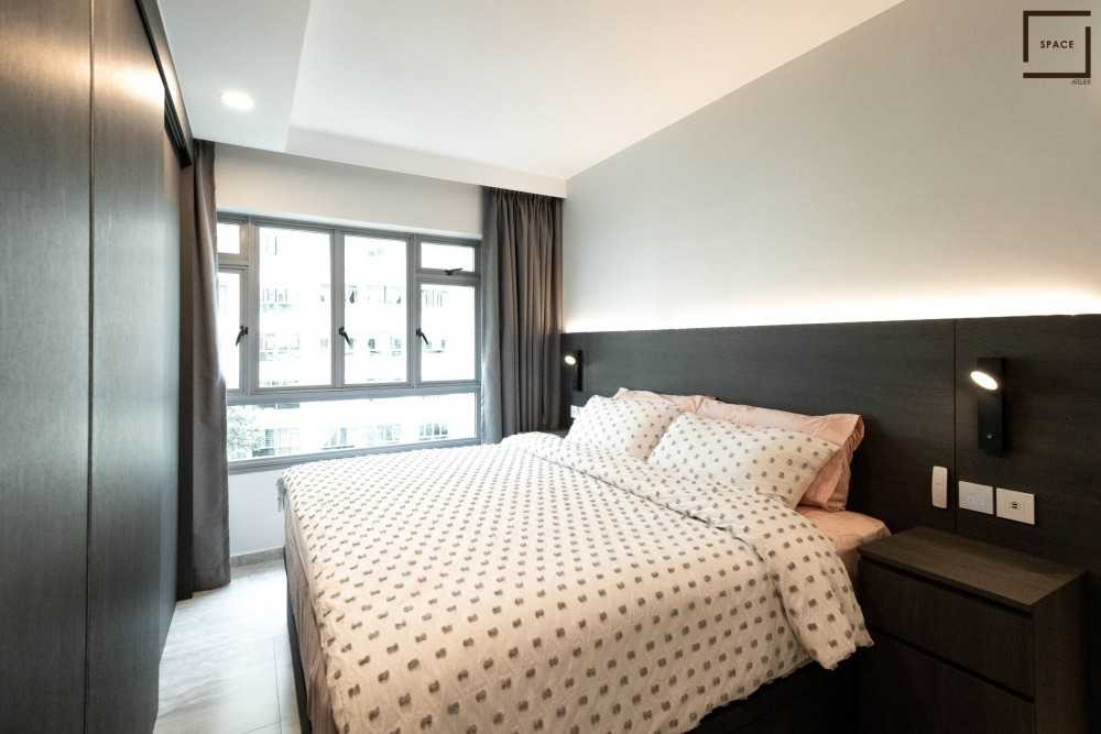 Contemporary Bedroom with Wardrobe and Sliding Wardrobe
