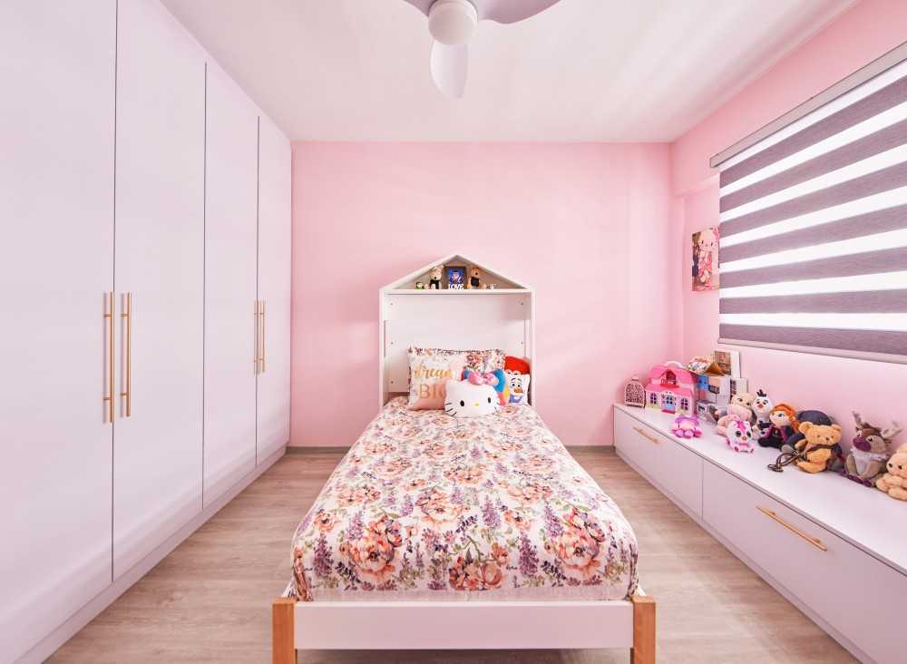 Contemporary Bedroom with Vinyl Flooring and Bay Window