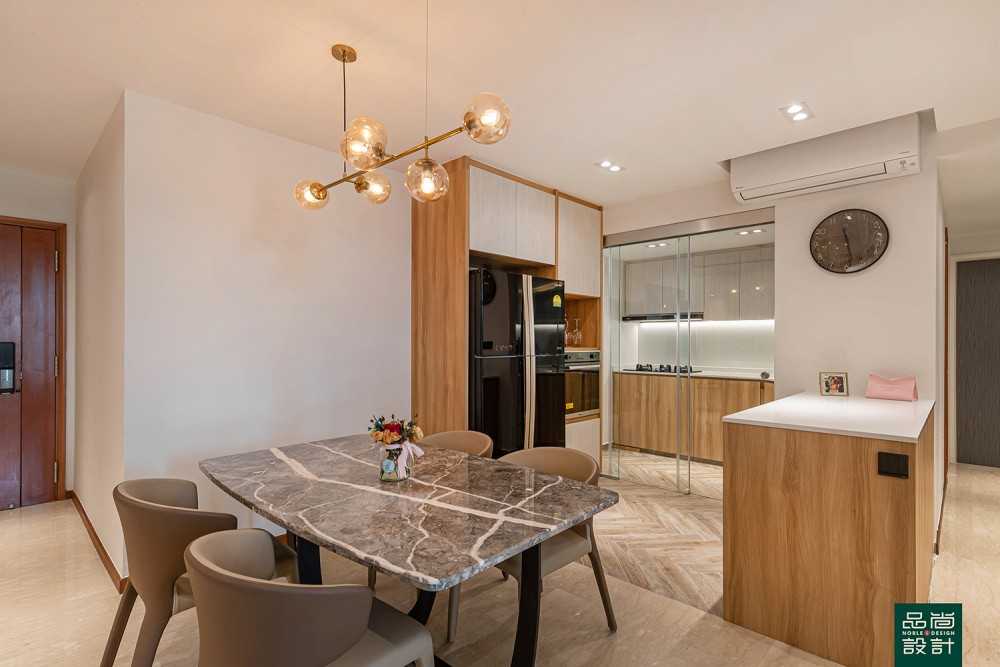 Scandinavian Dining Room with Homogeneous Tiles and Marble Floor