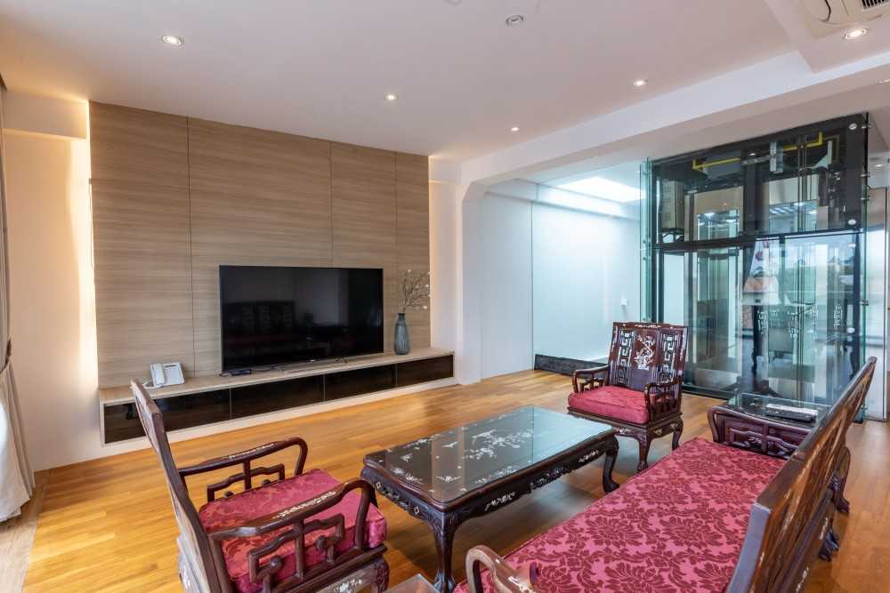 Modern Living Room with Vinyl Flooring and Wood Flooring