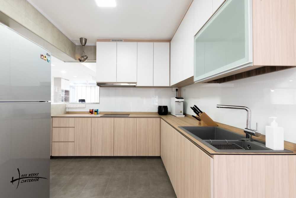 Scandinavian Kitchen with Countertop and Homogeneous Tiles