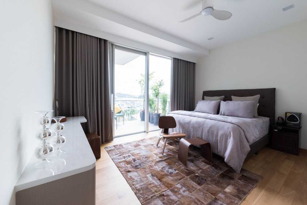 Modern Bedroom with Parquet Floor and Wood Flooring