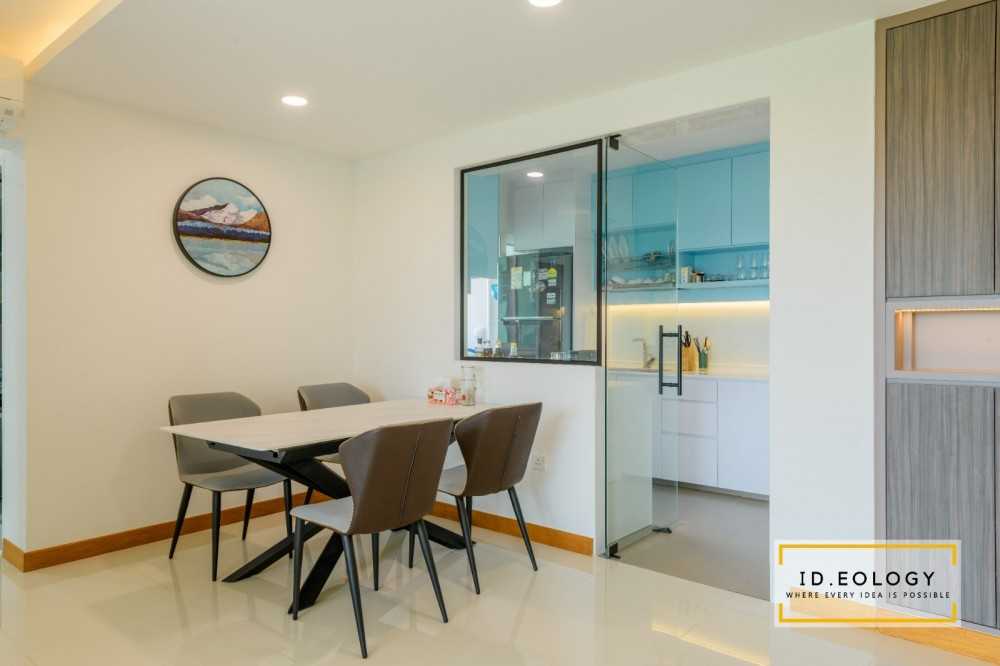 Eclectic Dining Room with Dining Table and Lighting
