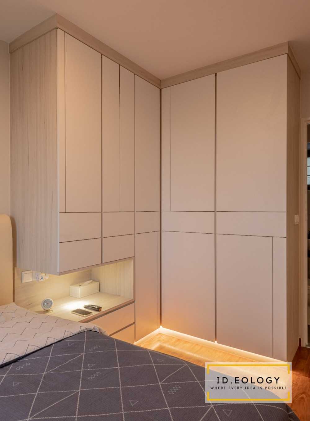 Modern Bedroom with Bay Window and Cove Lighting