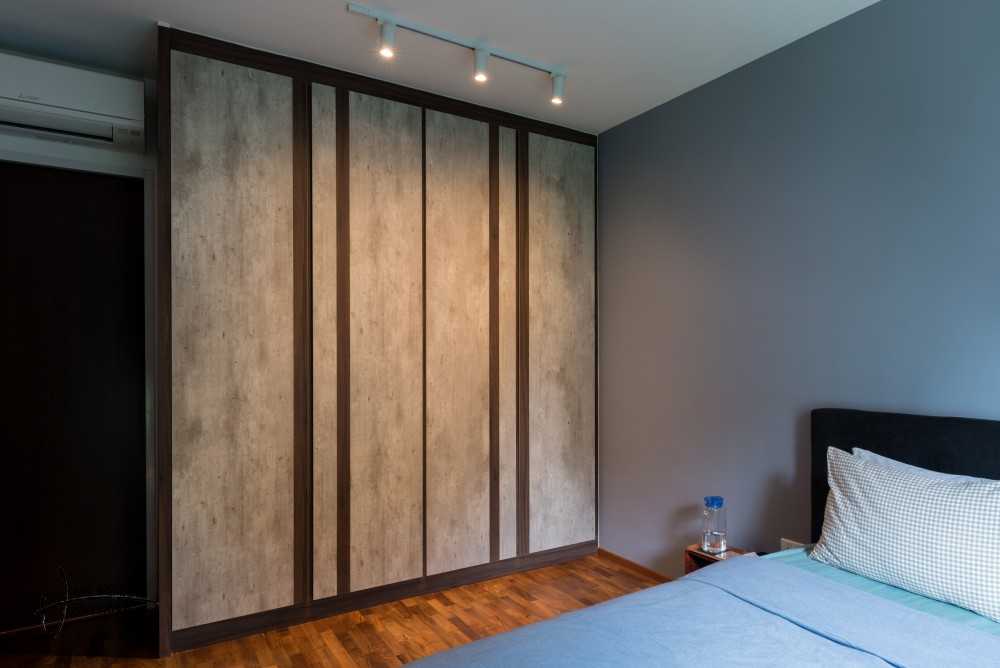 Modern Bedroom with Parquet Floor and Wood Flooring