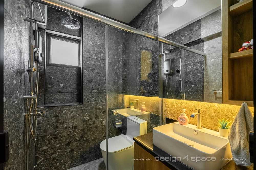 Modern Bathroom with Vinyl Flooring and Mirror