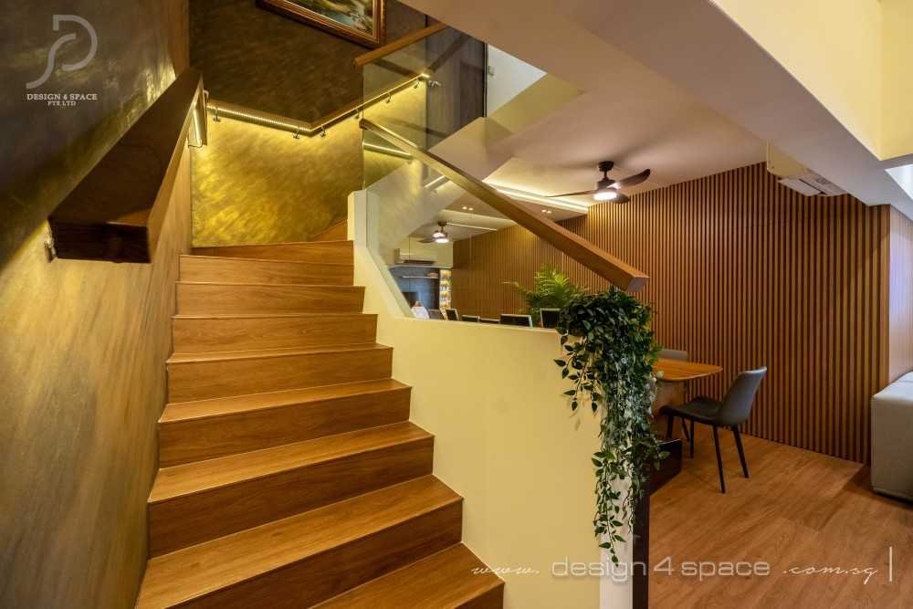 Modern Dining Room with Drop Ceiling and Dining Table