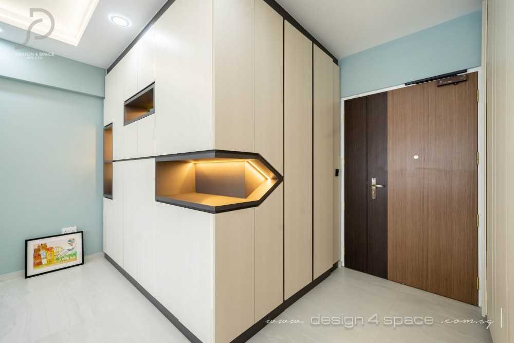 Modern Entryway with Mirror and Shoe Rack