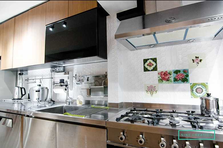 Modern Kitchen with Countertop and Cement Floor
