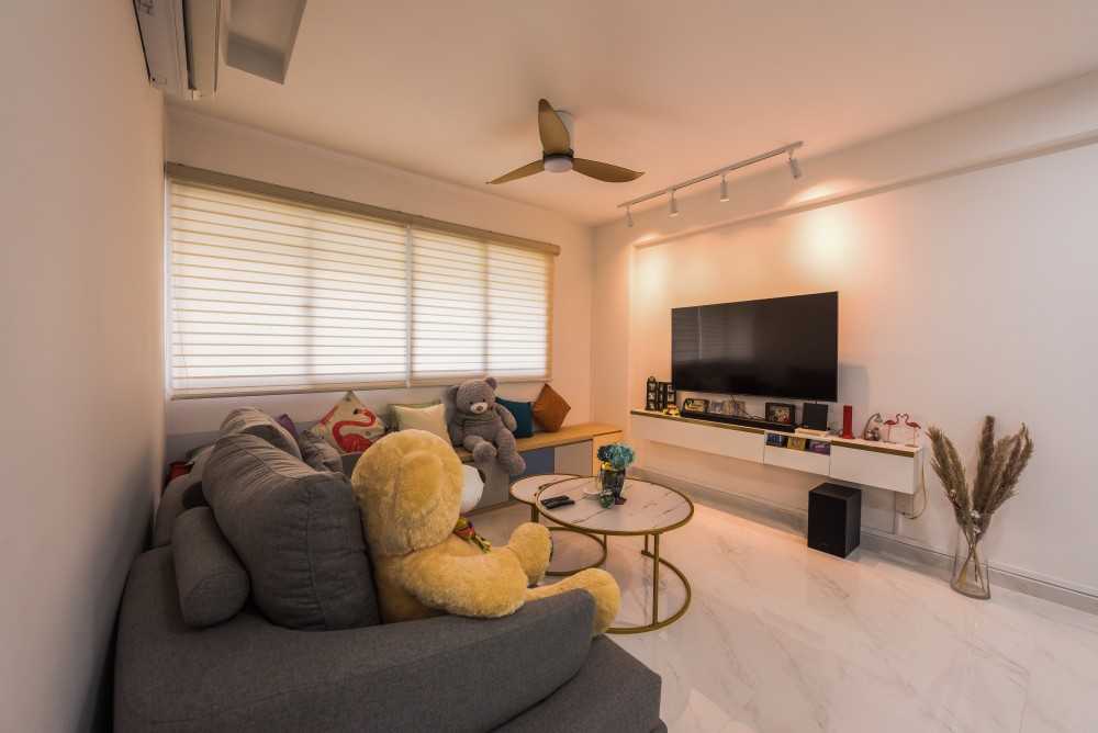 Modern Living Room with Settee and Homogeneous Tiles