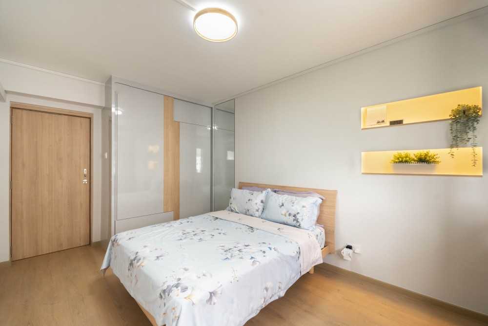 Minimalist Bedroom with Wardrobe and Sliding Wardrobe