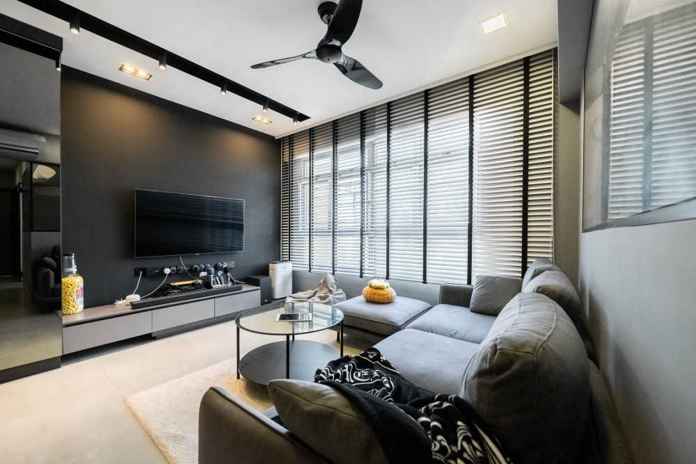 Modern Living Room with Vinyl Flooring and TV Console