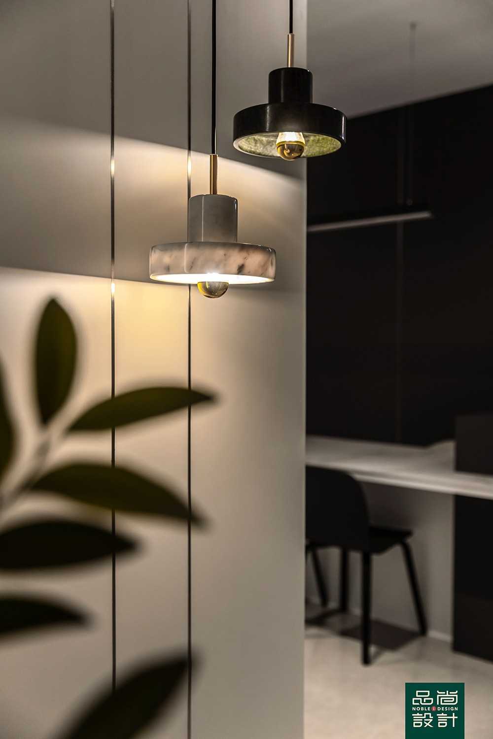 Modern Foyer with Feature Wall and Lighting