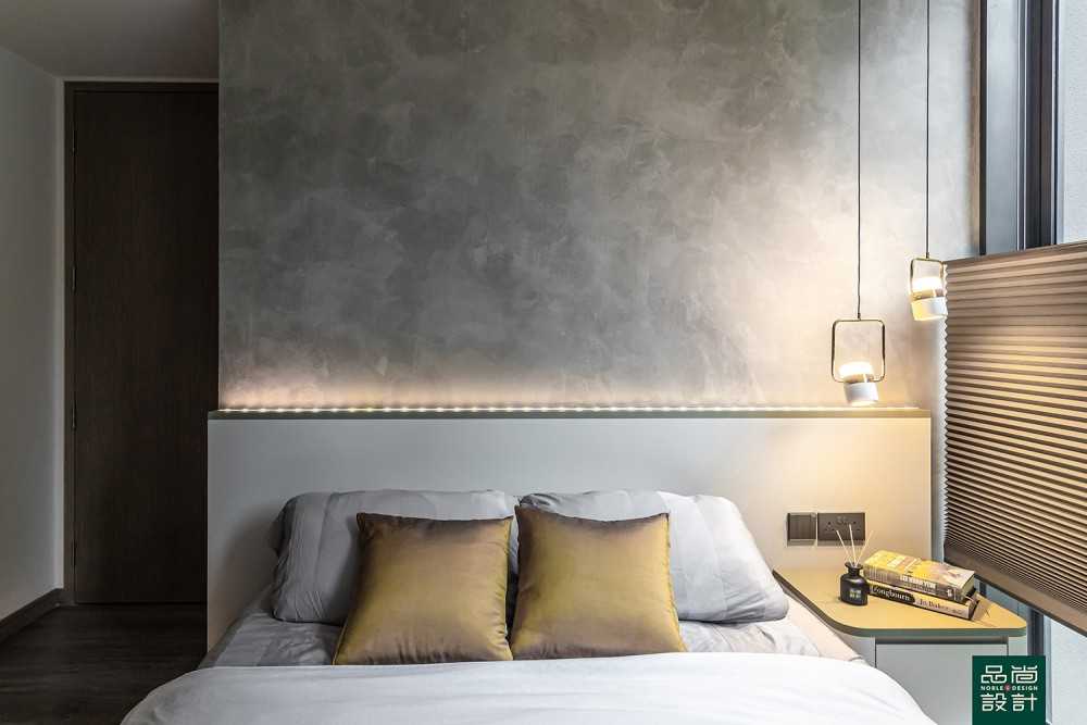 Modern Bedroom with Feature Wall and Bedside Table