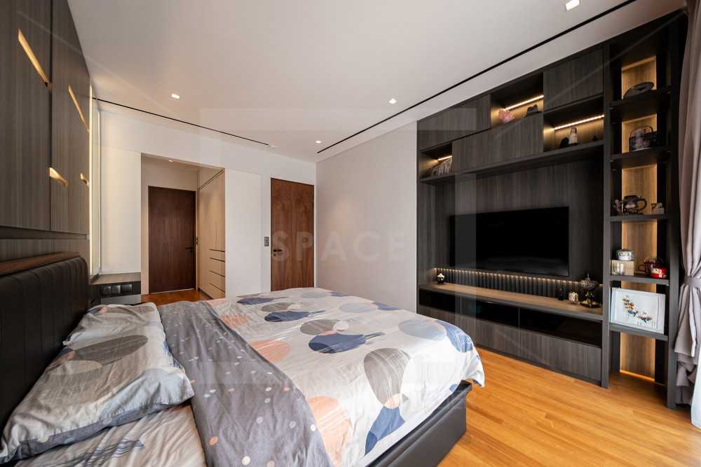 Contemporary Bedroom with Cove Lighting and Queen Bed