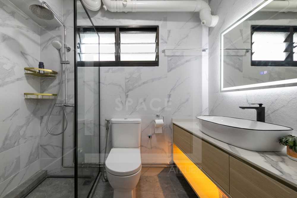 Scandinavian Bathroom with Mirror and Shower Screen