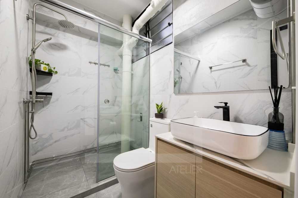 Scandinavian Bathroom with Mirror and Shower Screen