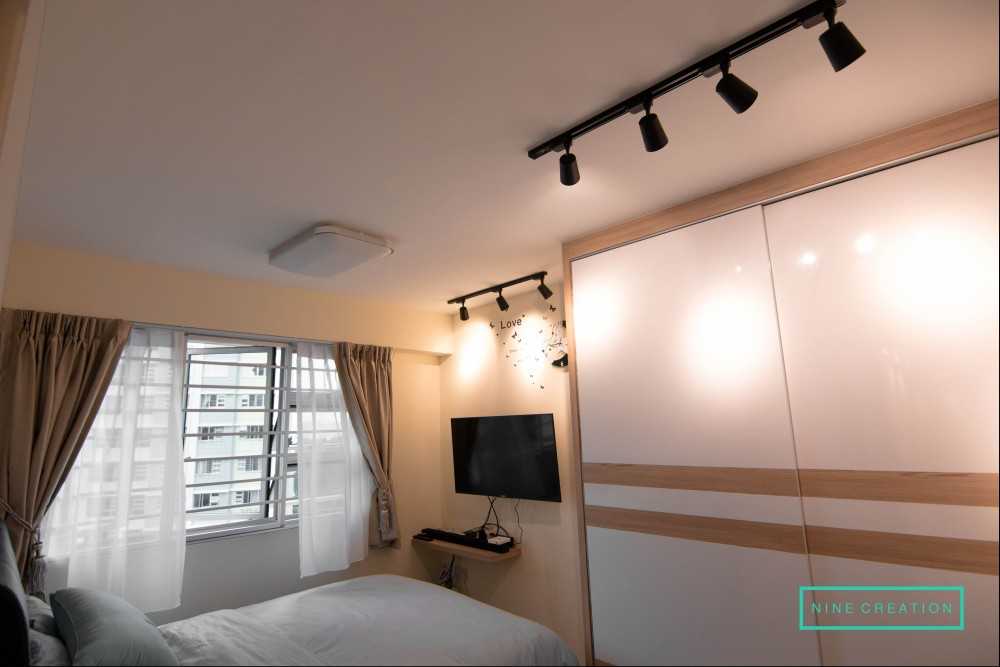 Modern Bedroom with Wardrobe and Sliding Wardrobe