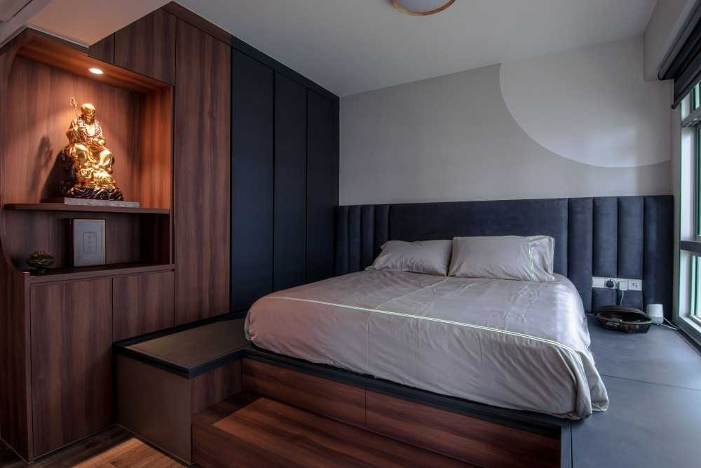 Asian Bedroom with Built-in Bed and Bedroom Dresser