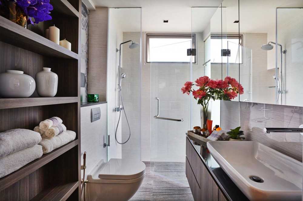 Contemporary Bathroom with Countertop and Vinyl Flooring