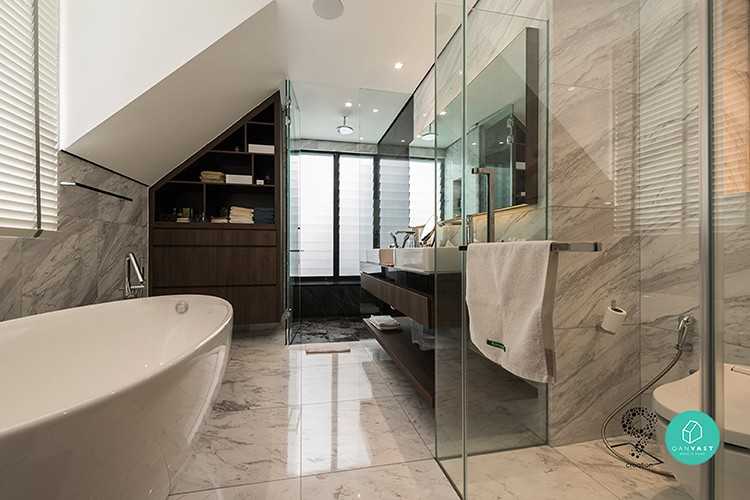 Eclectic Bathroom with Bathtub and Shower Screen