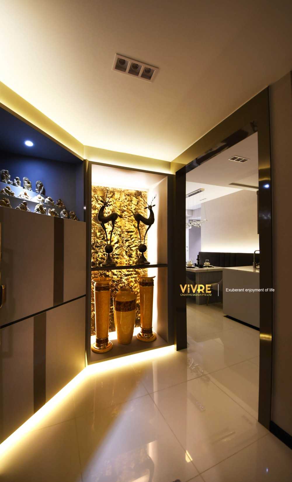 Modern Entryway with Mirror and Shoe Rack