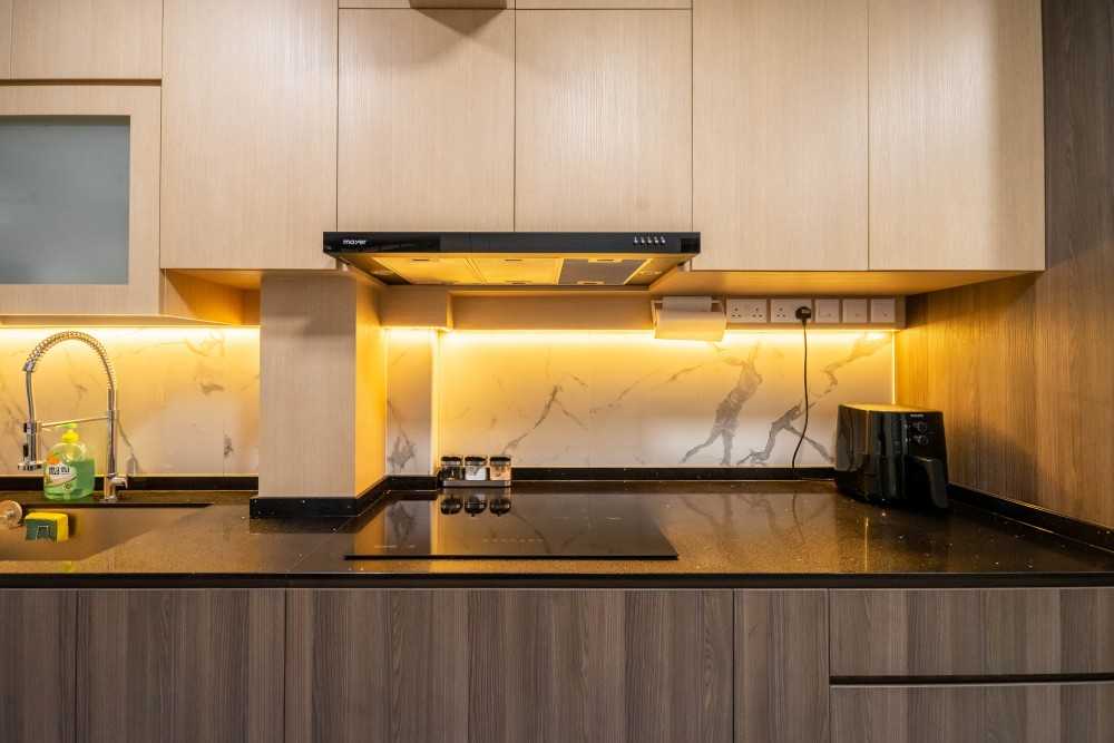 Contemporary Kitchen with Wood Flooring and Kitchen Window