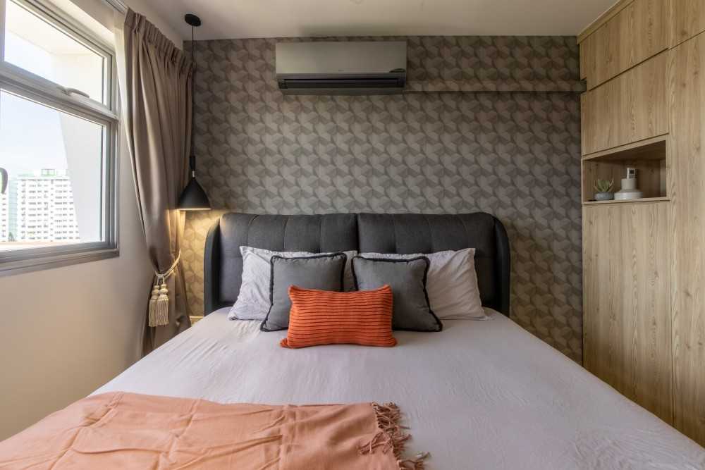 Eclectic Bedroom with Platform Bed and Vinyl Flooring