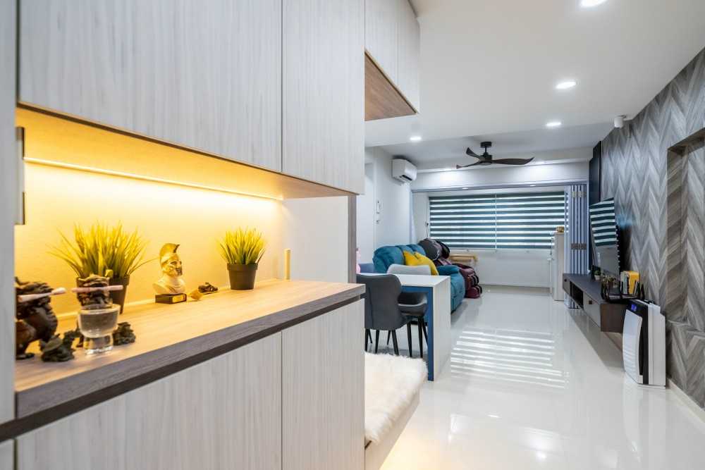 Modern Living Room with Drop Light and Sofa