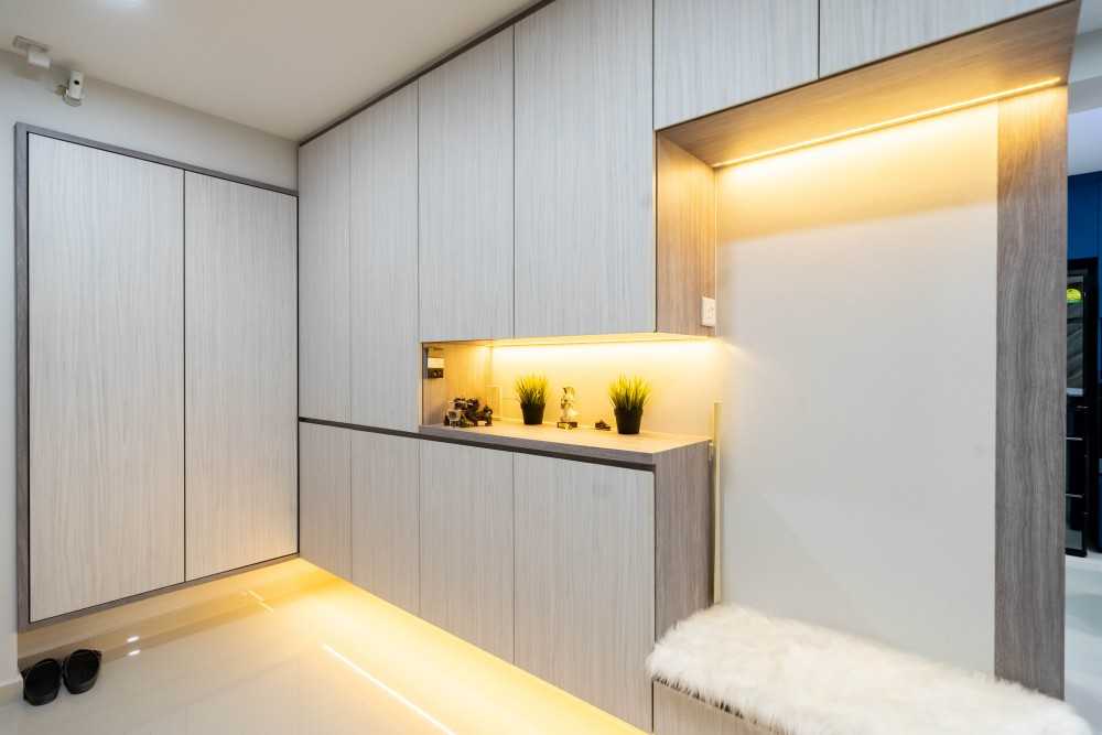 Modern Living Room with Vinyl Flooring and Wood Flooring