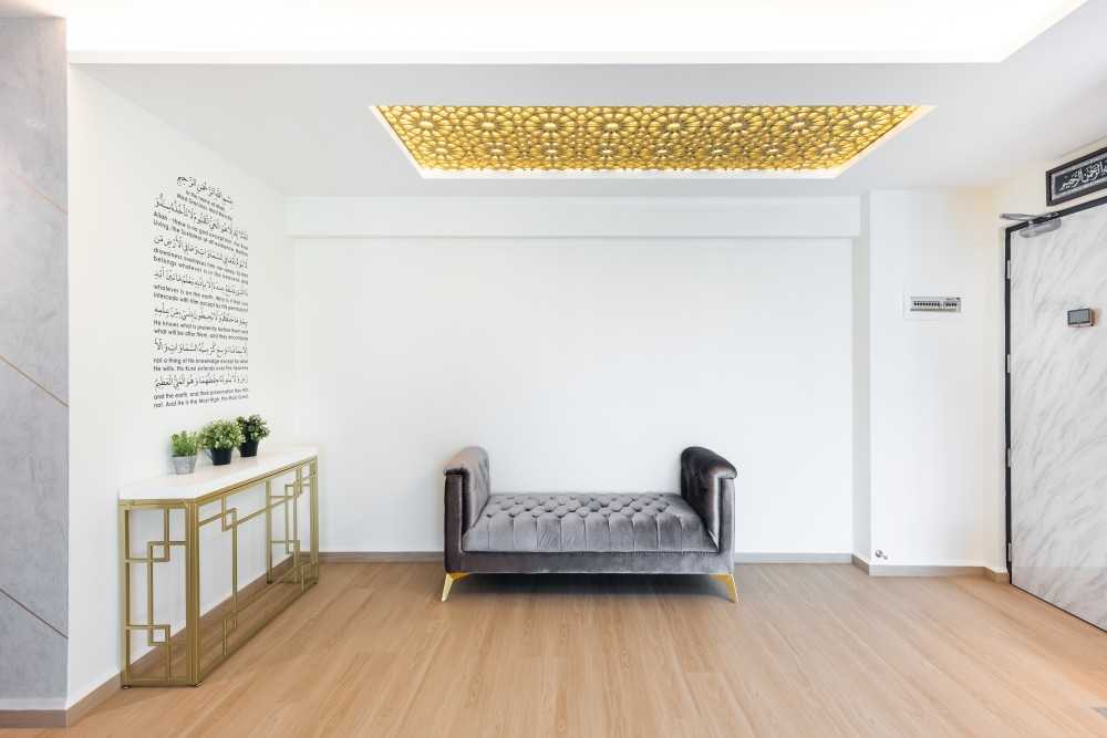 Modern Entryway with Vinyl Flooring and Feature Wall