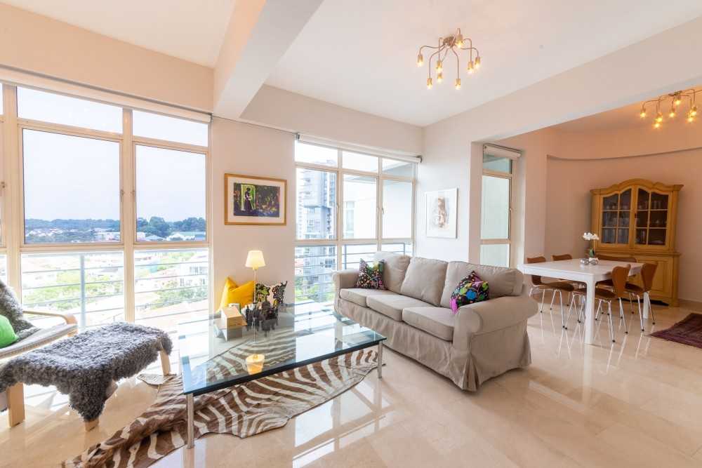 Contemporary Living Room with Marble Floor and Carpet